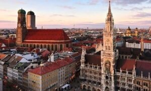 Read more about the article The Difference Between a CV for Study and for Work in Germany